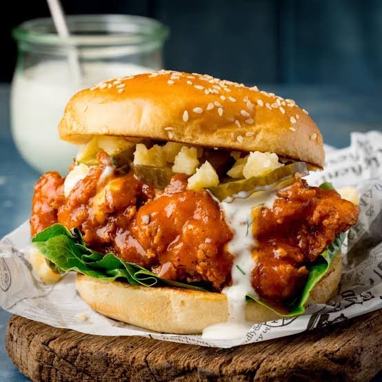Chicken Burger (चिकन बर्गर)